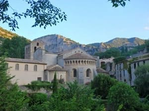 Hiking on the Saint Guilhem Way 7