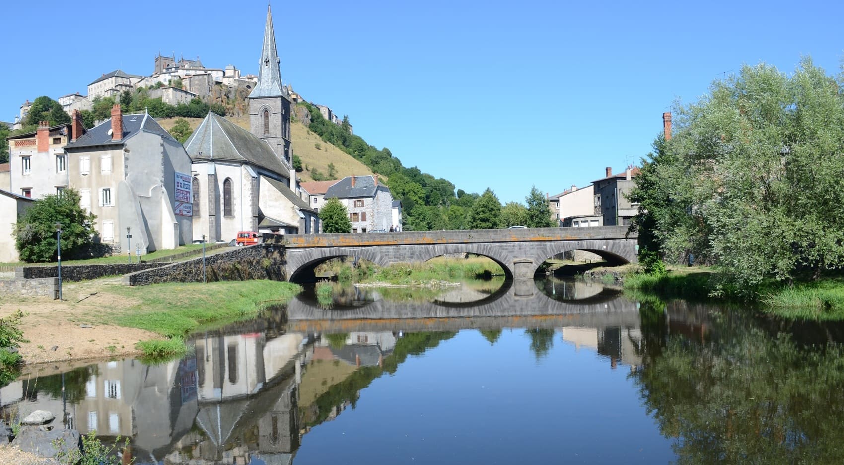 Tour des Gorges de la Truyère (Cantal, Lozère)