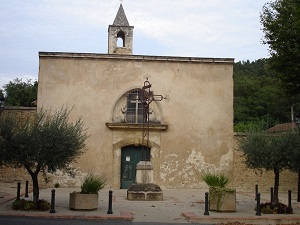 Hiking around Uchaux Massif (Vaucluse) 3