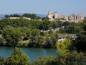 Urbain V Way. From Lezan (Gard) to Avignon (Vaucluse) 7