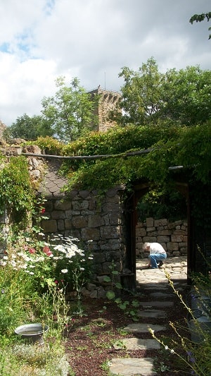 La restauration du village médiéval de La Garde-Guérin en Lozère 2