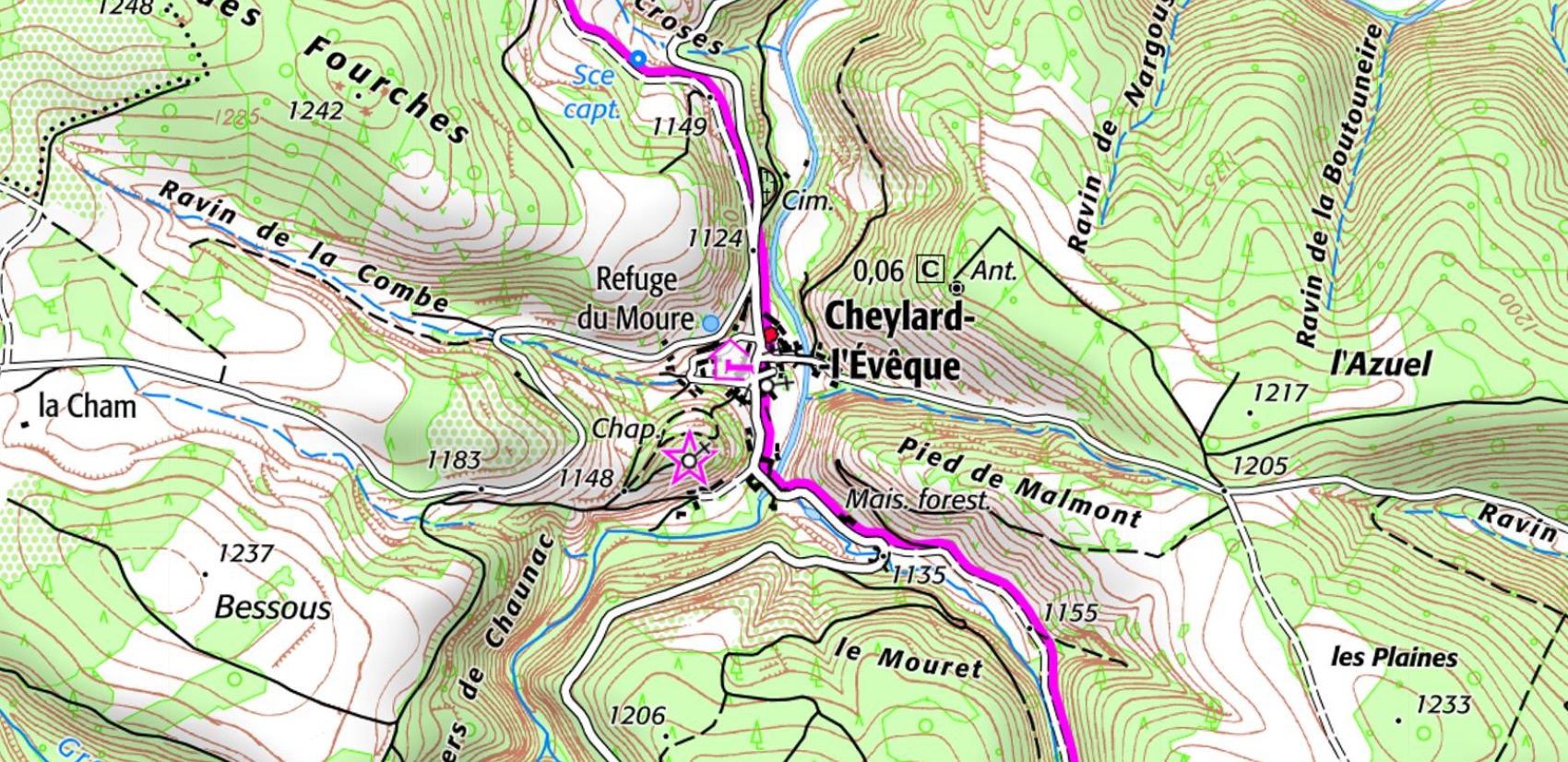 Le Cheylard l'Evêque se situe en Lozère (Occitanie) au croisement des chemins de randonnées: GR®70 Chemin Stevenson, GR®470 sentier des Gorges de l'Allier, Tour du Gévaudan et Tour de Margeride