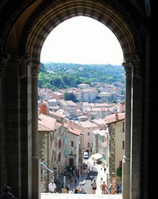 2 Le Puy en Velay en Haute-Loire (Auvergne-Rhône-Alpes)