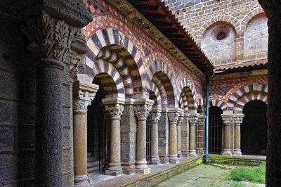 La cathédrale Notre Dame du Puy 8