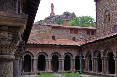 La cathédrale Notre Dame du Puy 10