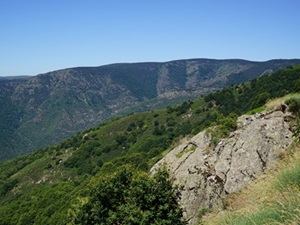 Randonnée pédestre en boucle de 20,5km au départ des Vans en Ardèche 4