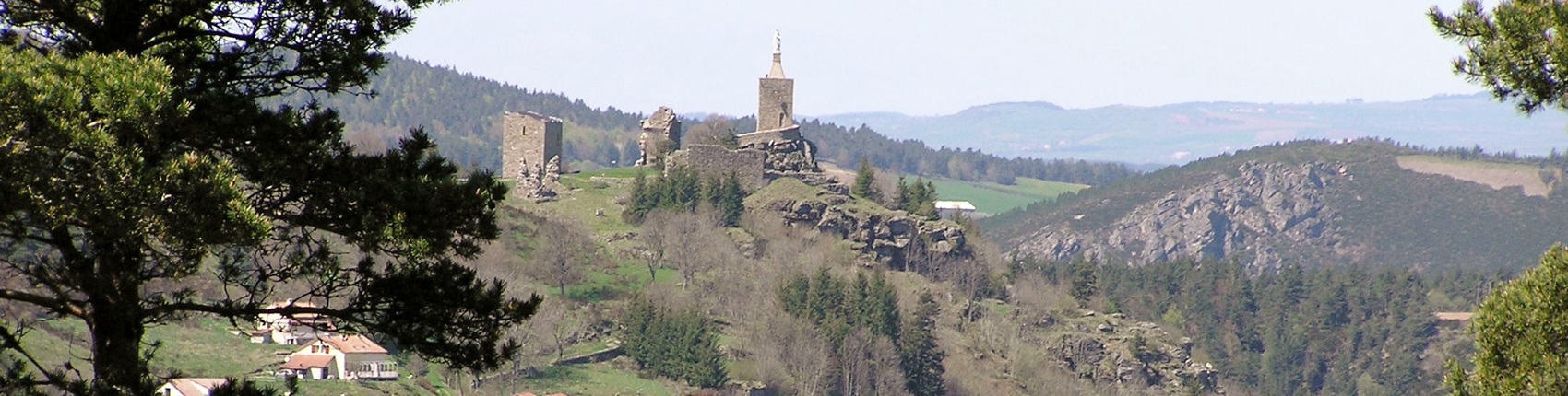Le Château de Luc en Lozère