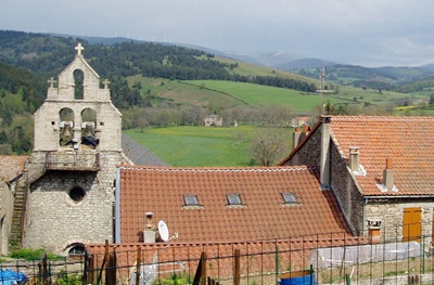 L'église Saint-Pierre de Luc en Lozère 12